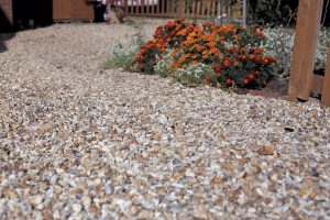 Gravel driveway contractor Staines